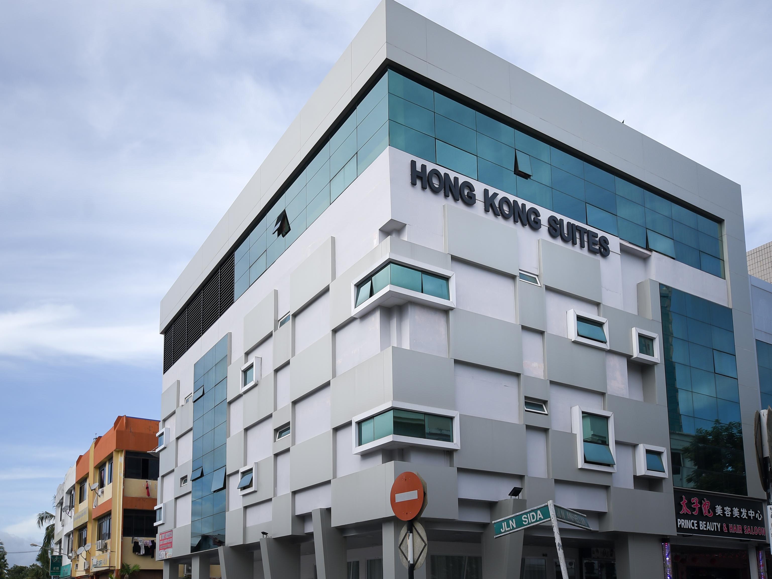 Super Oyo 977 Hong Kong Suites Miri Exterior photo